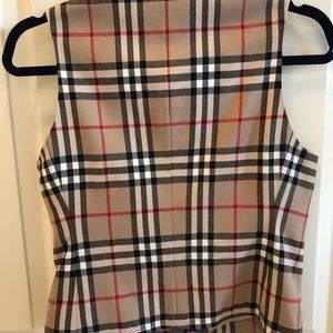 Classic Burberry nova check vest